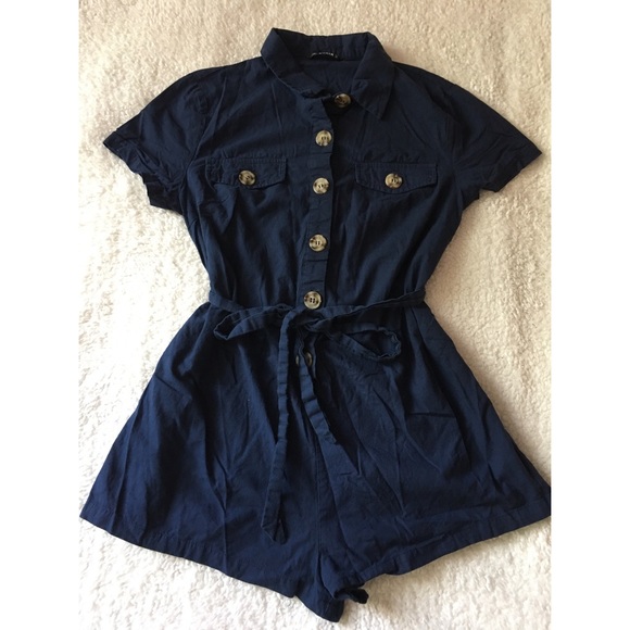 Solid button front belted utility romper - Picture 5 of 10
